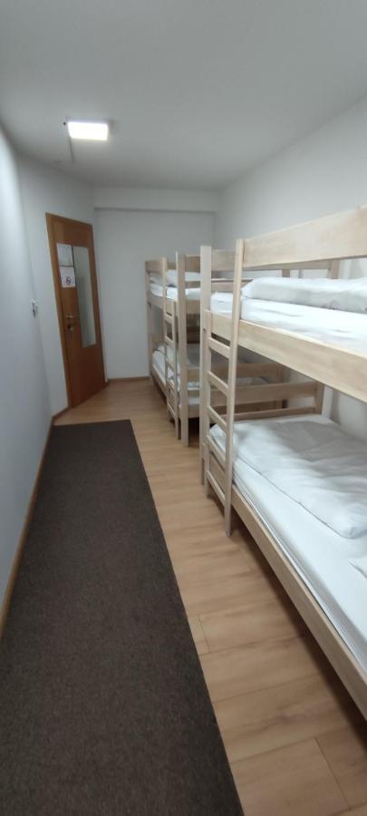 Hostel Omnibus Cakovec Luaran gambar