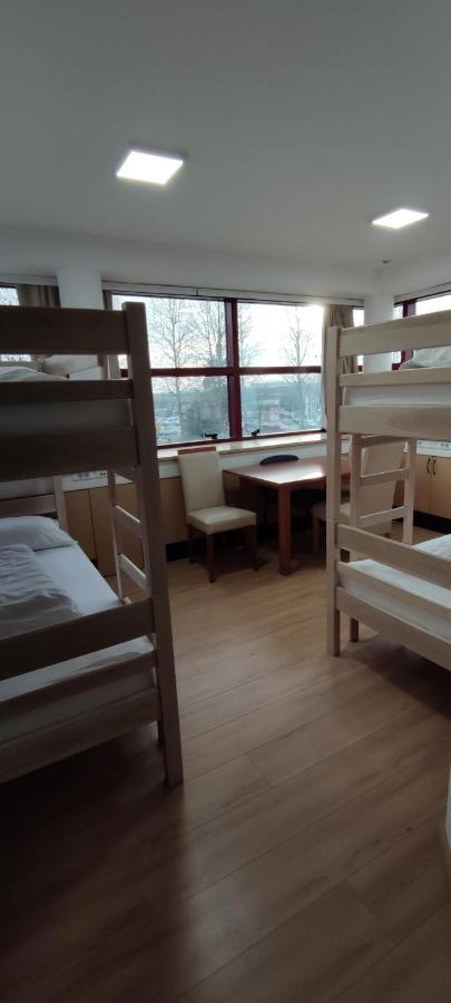 Hostel Omnibus Cakovec Luaran gambar