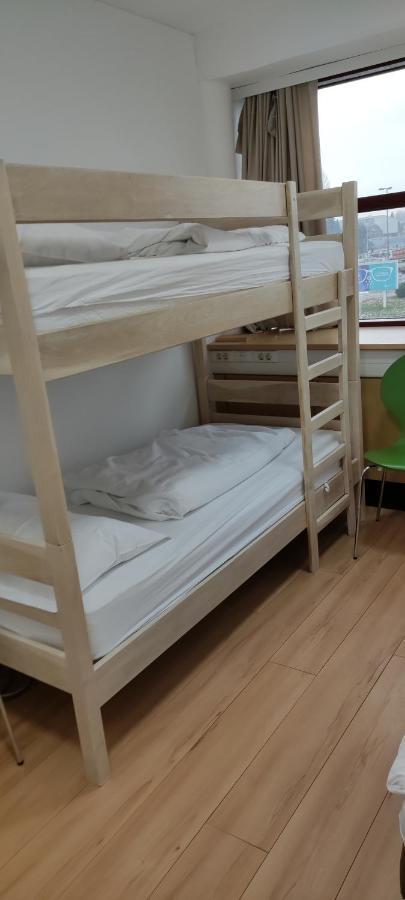 Hostel Omnibus Cakovec Luaran gambar