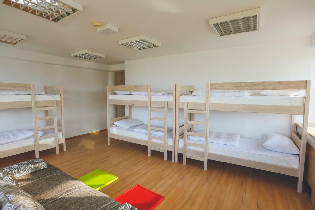Hostel Omnibus Cakovec Luaran gambar