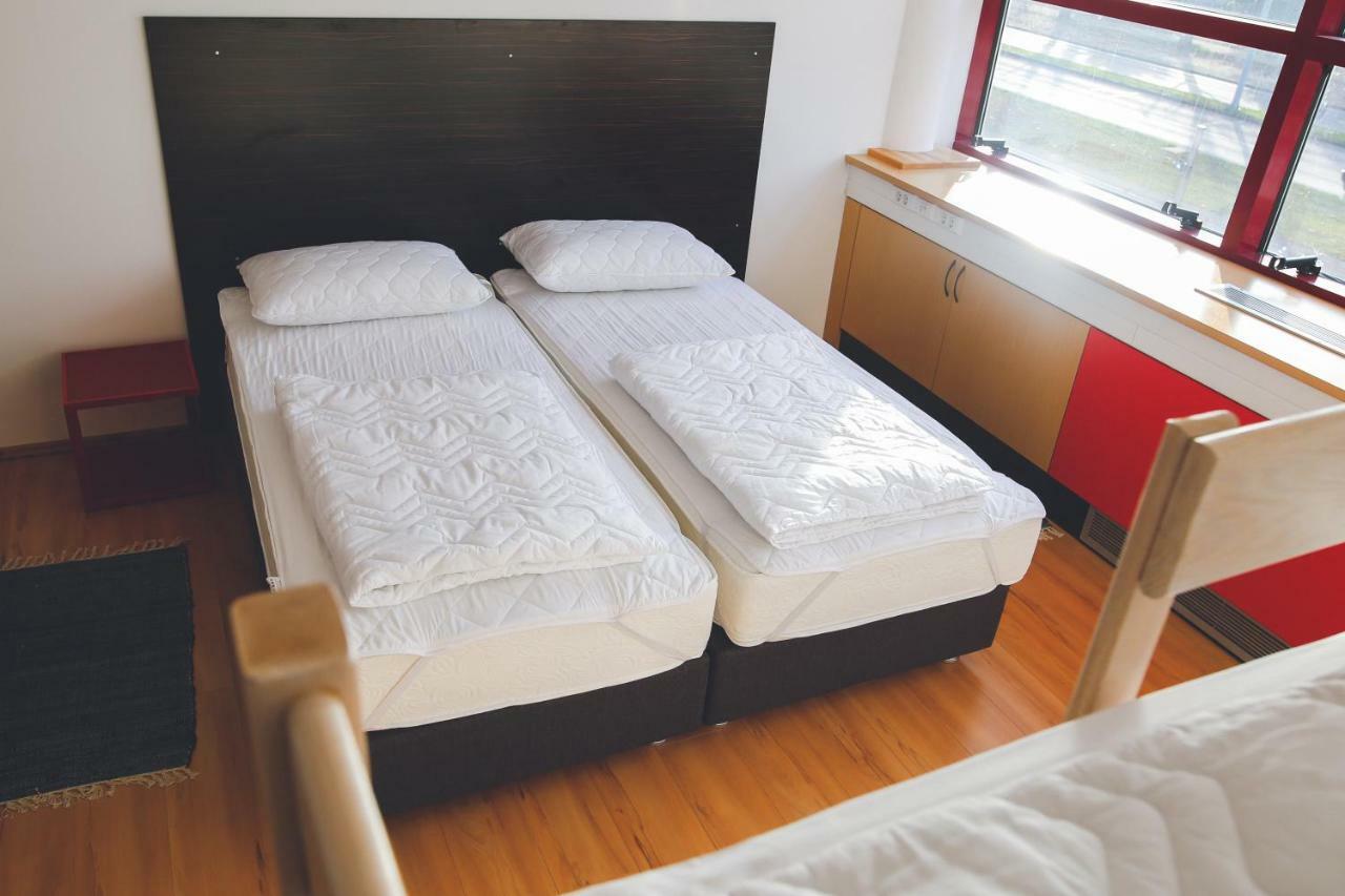 Hostel Omnibus Cakovec Luaran gambar