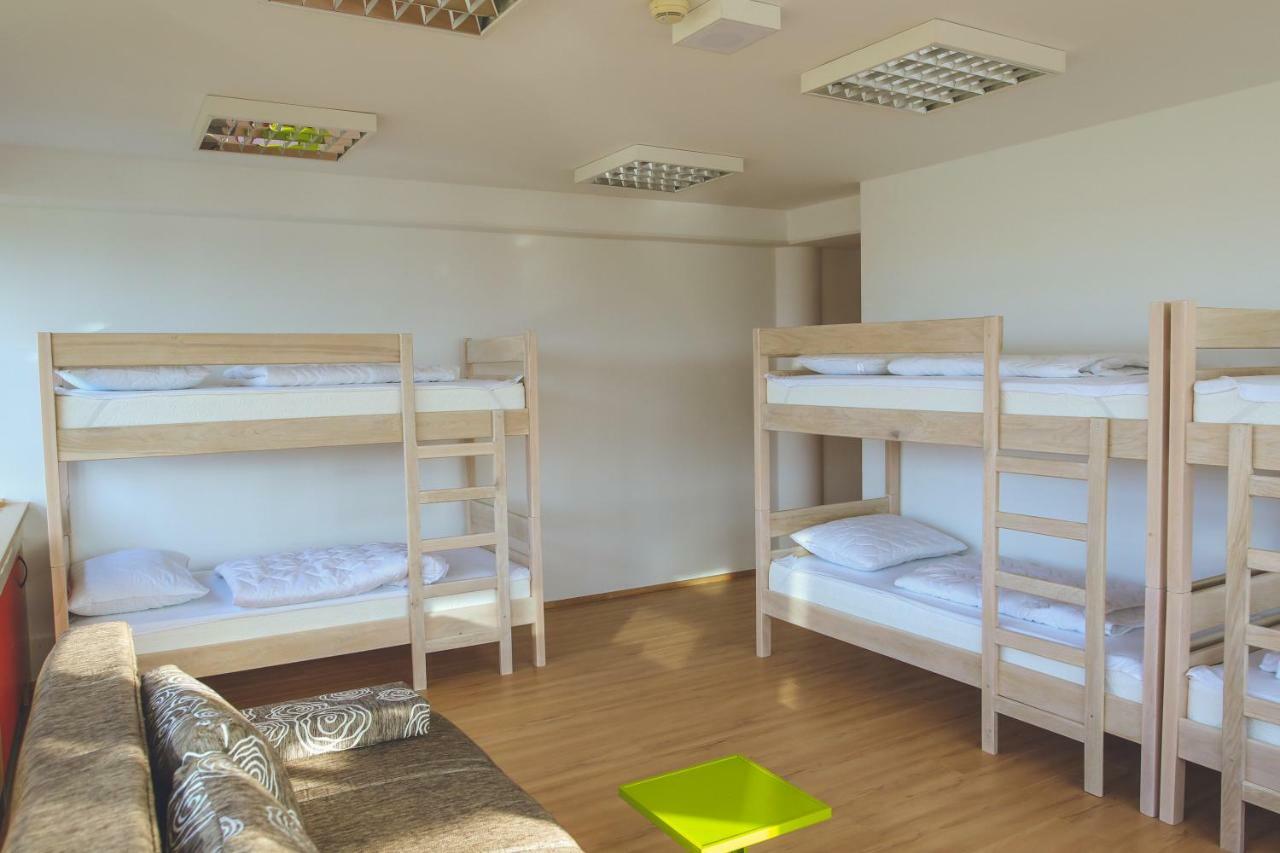 Hostel Omnibus Cakovec Luaran gambar