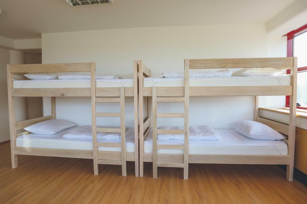 Hostel Omnibus Cakovec Luaran gambar